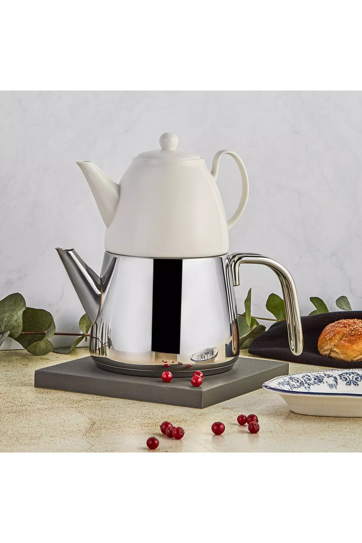 Whale Porcelain Teapot Set