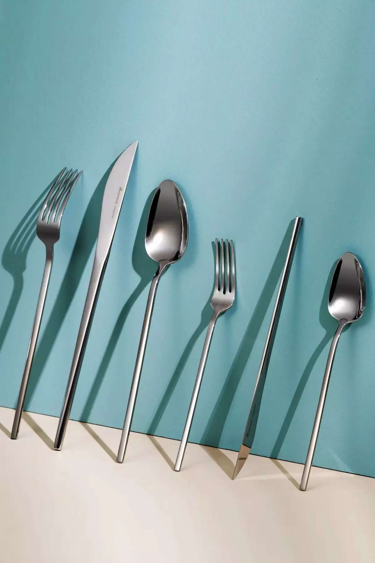 Vibe Elegance 84 Piece 12 Person Cutlery Set with Box