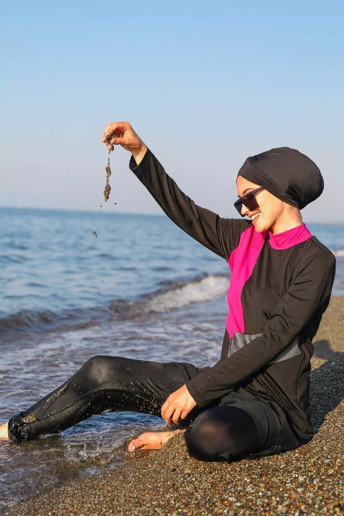 4-piece Black Detailed Fully Covered Burkini M2106