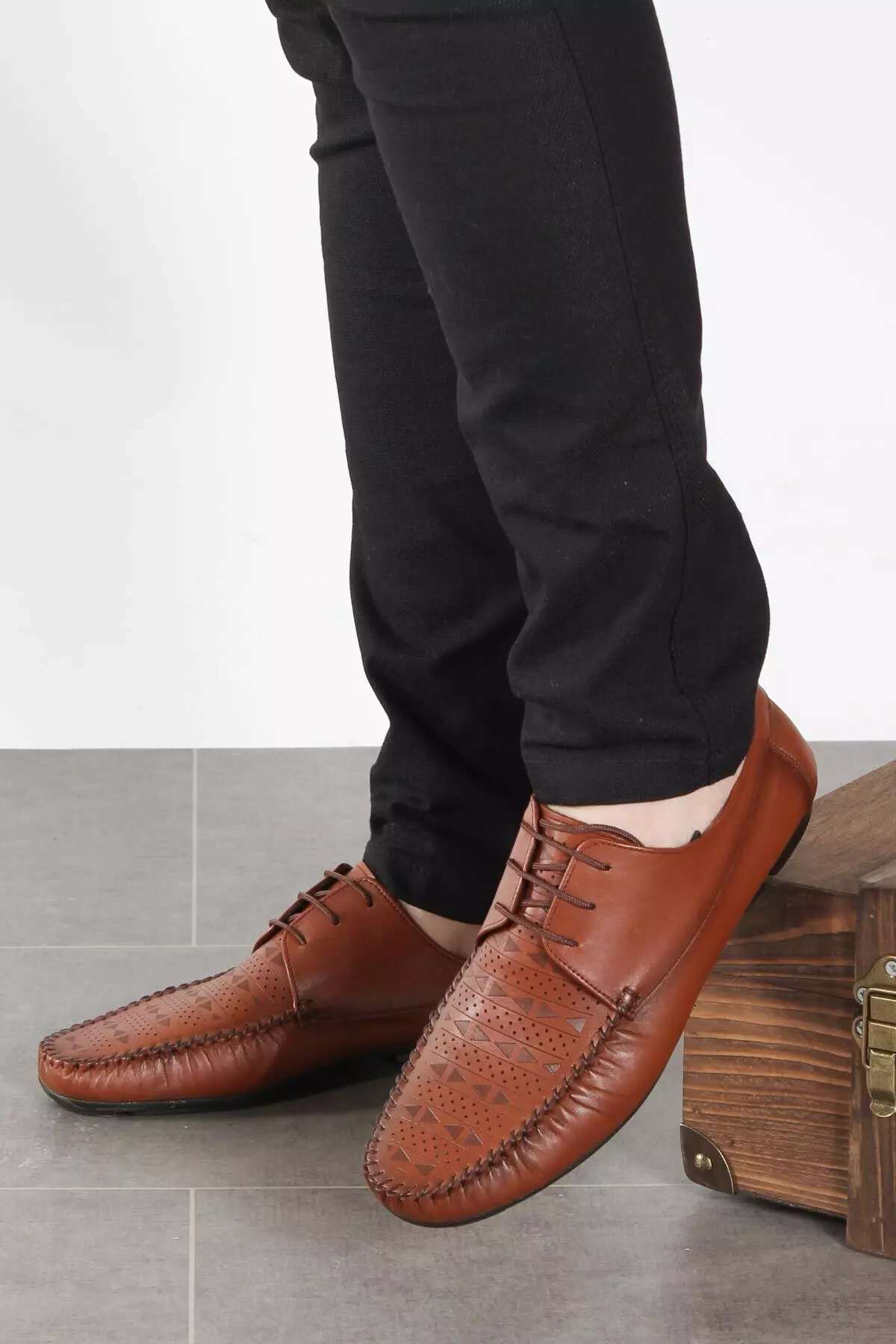 Genuine Leather Brown Men's Loafer Shoe 858ma406
