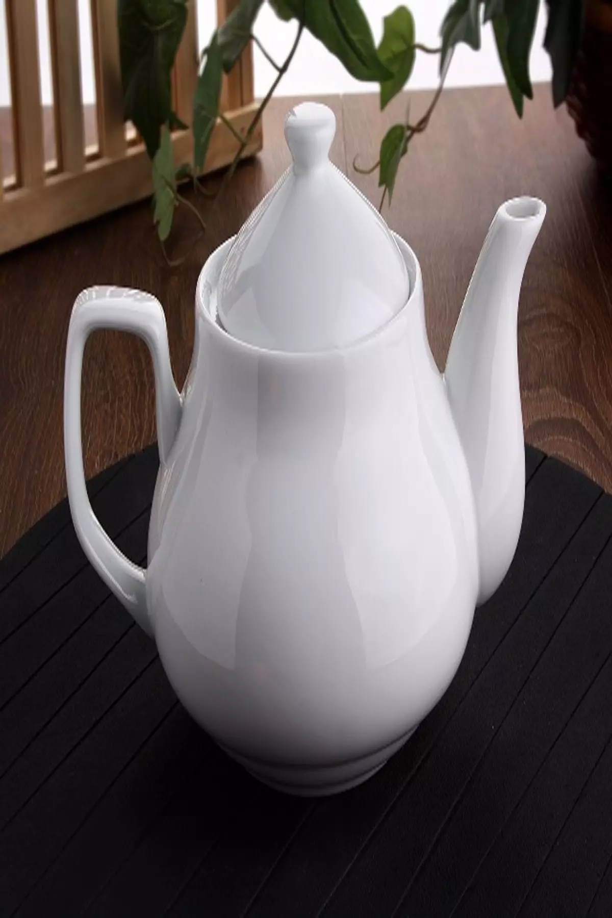 Plain White Porcelain Teapot