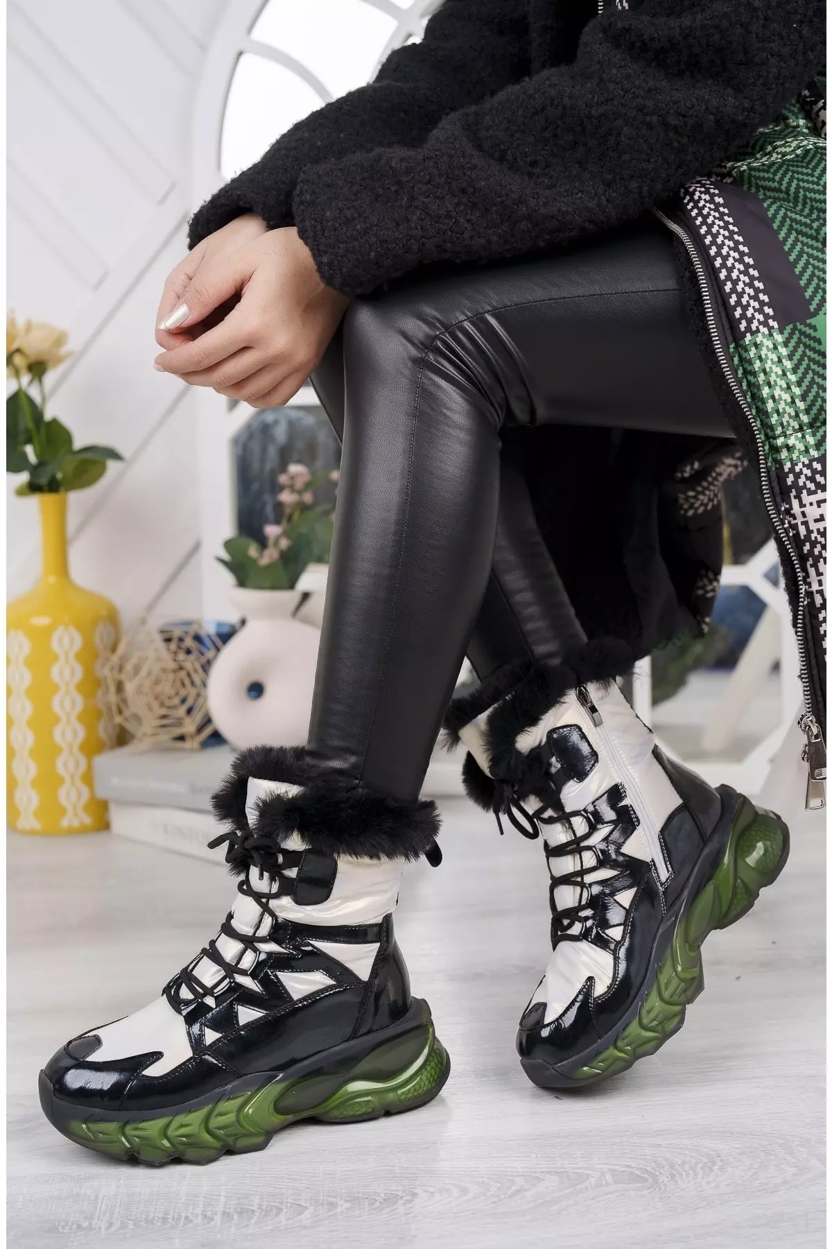 Eskimo Waterproof Fur-lined Non-slip Women's Snow Boot