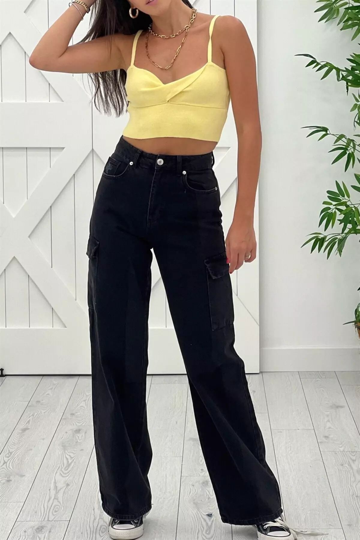 High Waist Black Cargo Pocket Jeans
