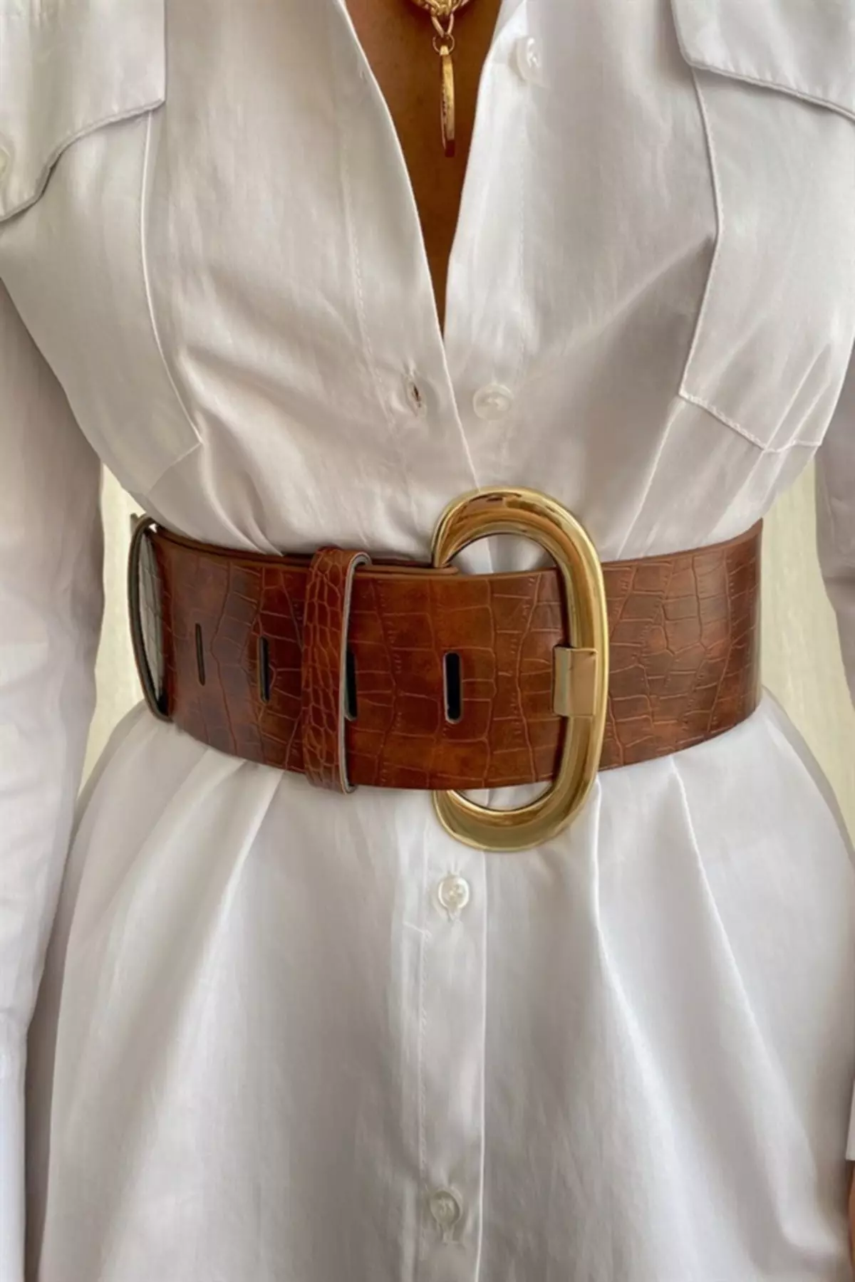 Thick Buckled Artificial Belt
