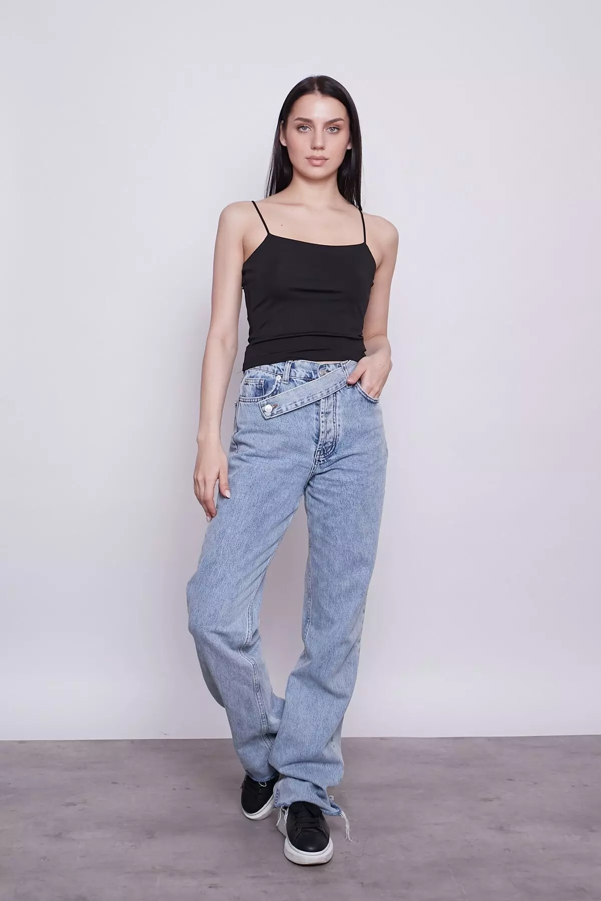 Women's Black Strappy Short Crop Top