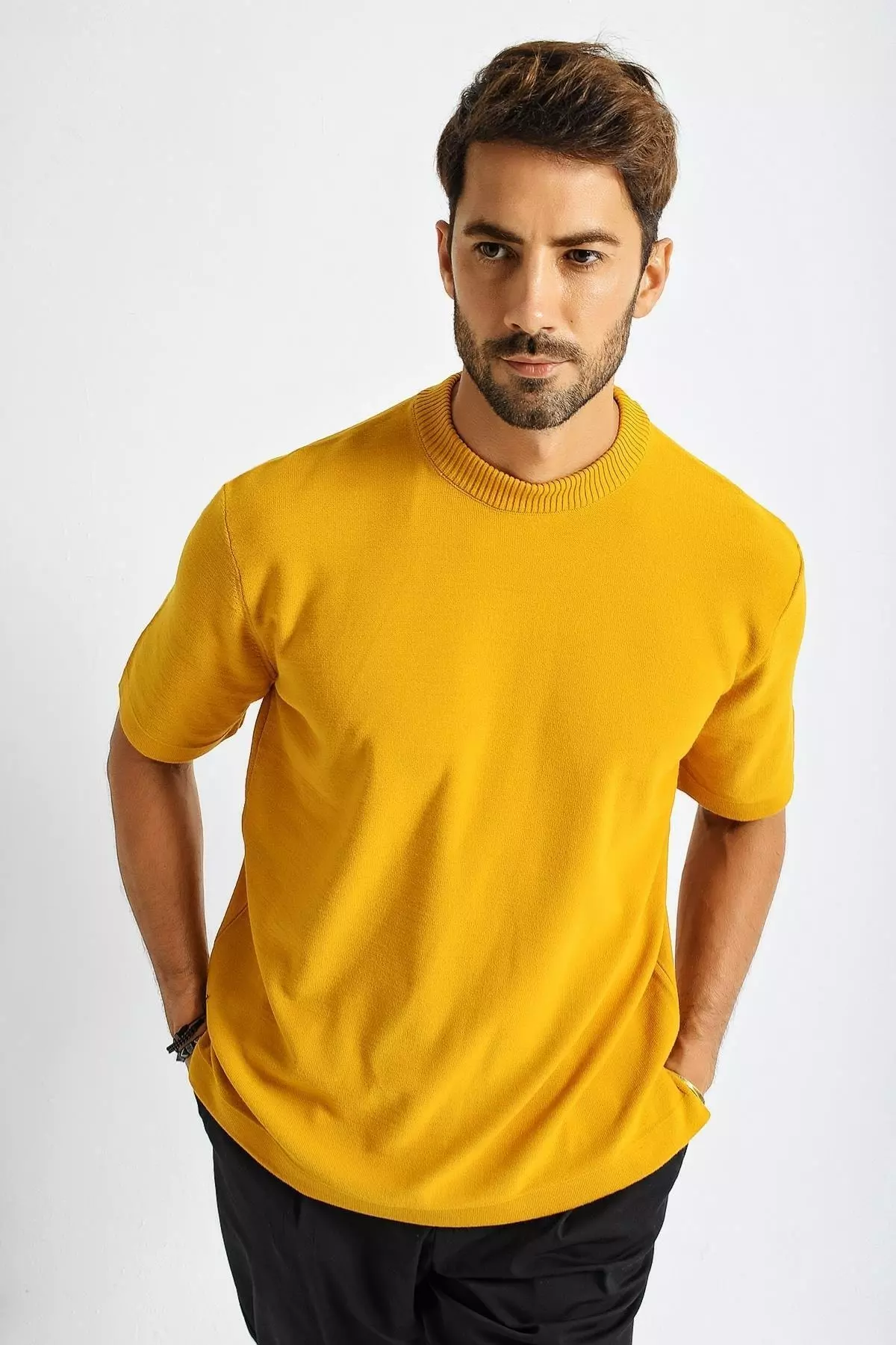 Men's Oversize Knit T-shirt Mustard 20w188