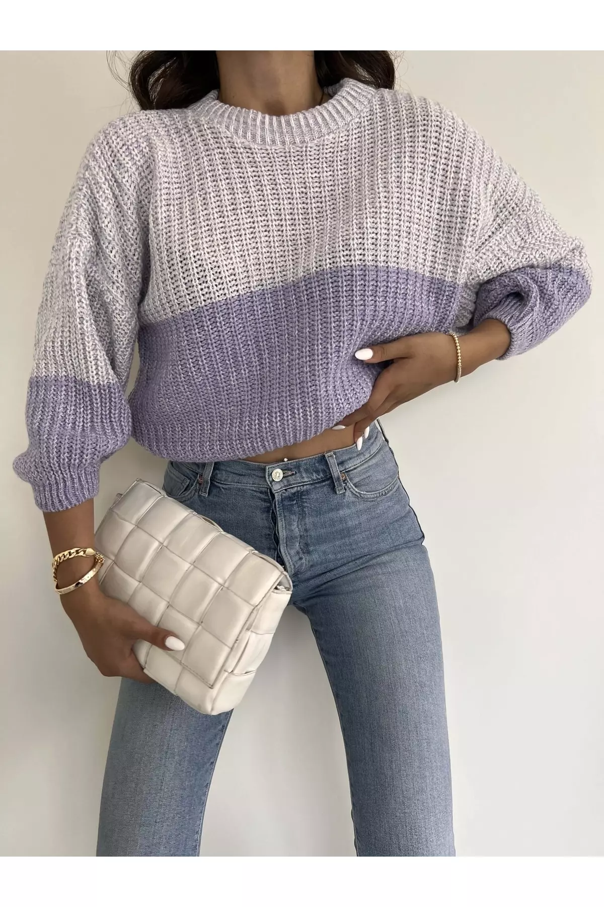 Women's Color Block Bicycle Neck Balloon Sleeve Crop Sweater