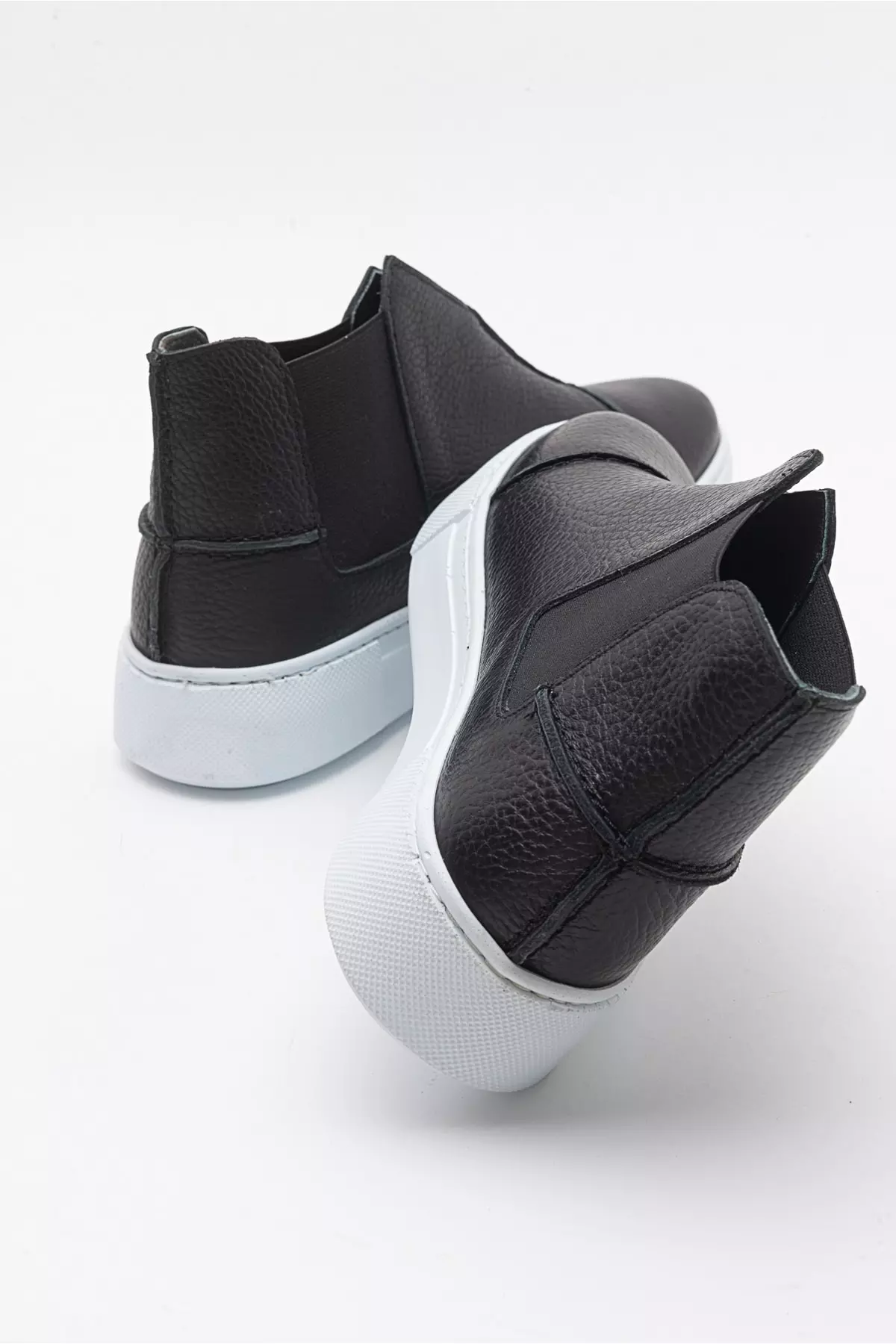 110 Black Leather Women's Sneakers