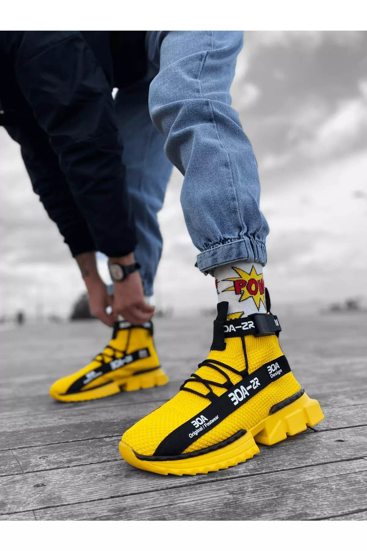Men's Yellow Color Sports Shoes
