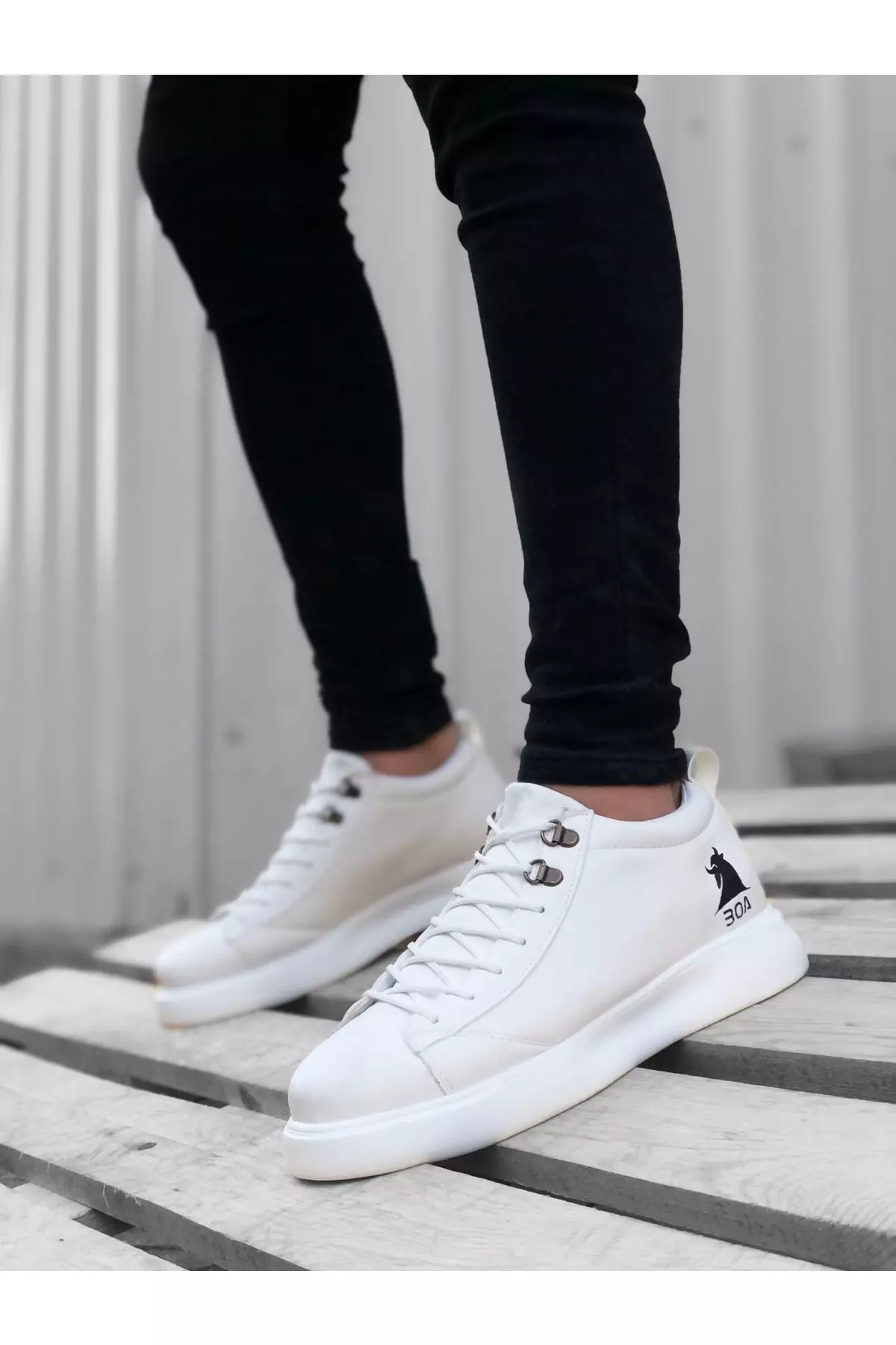 Ba0220 Men's High Top White Sole Sports Shoes with Buckle