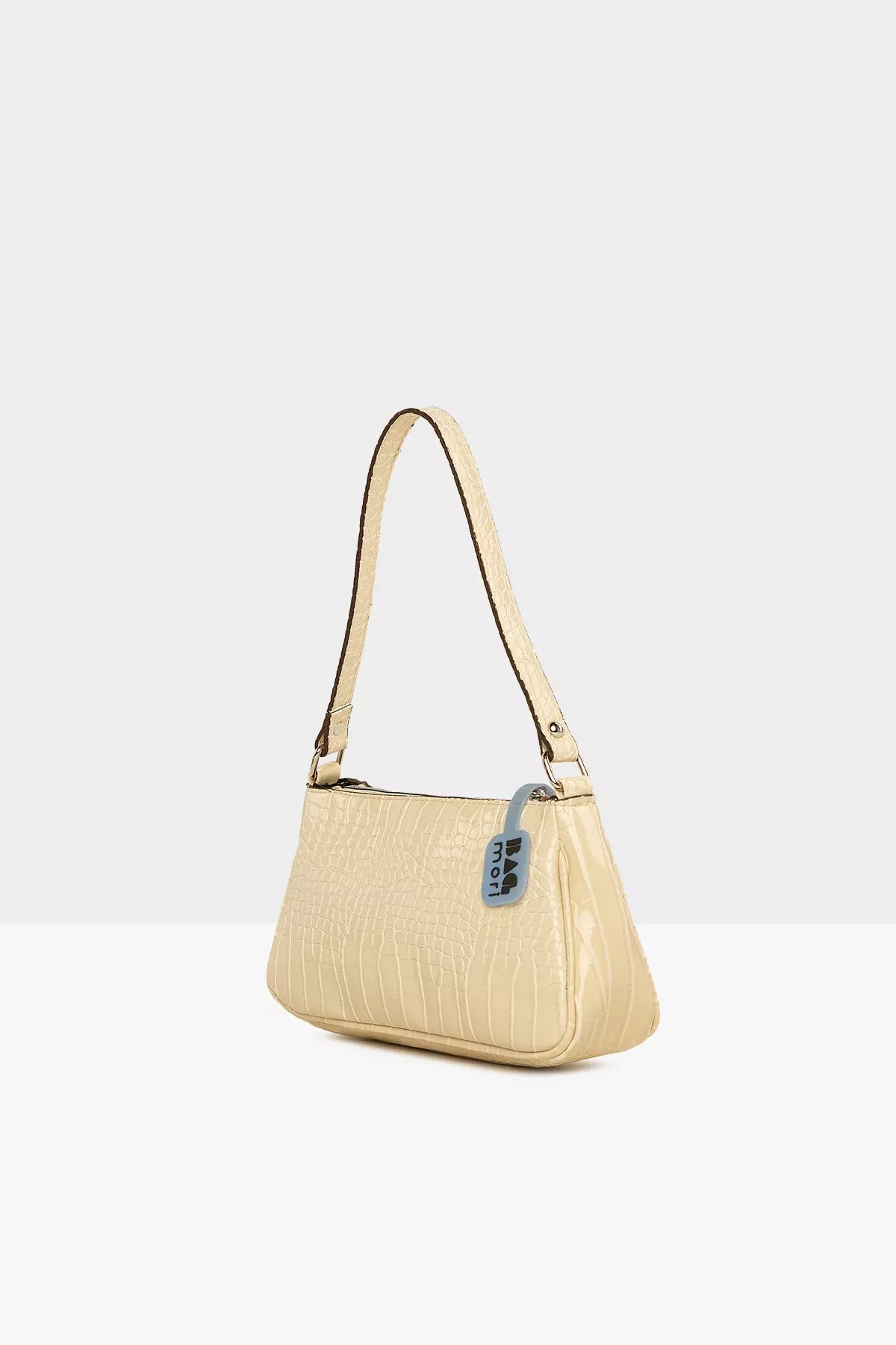 Cream Women's Threaded Shiny Crocodile Baguette Bag M000007762