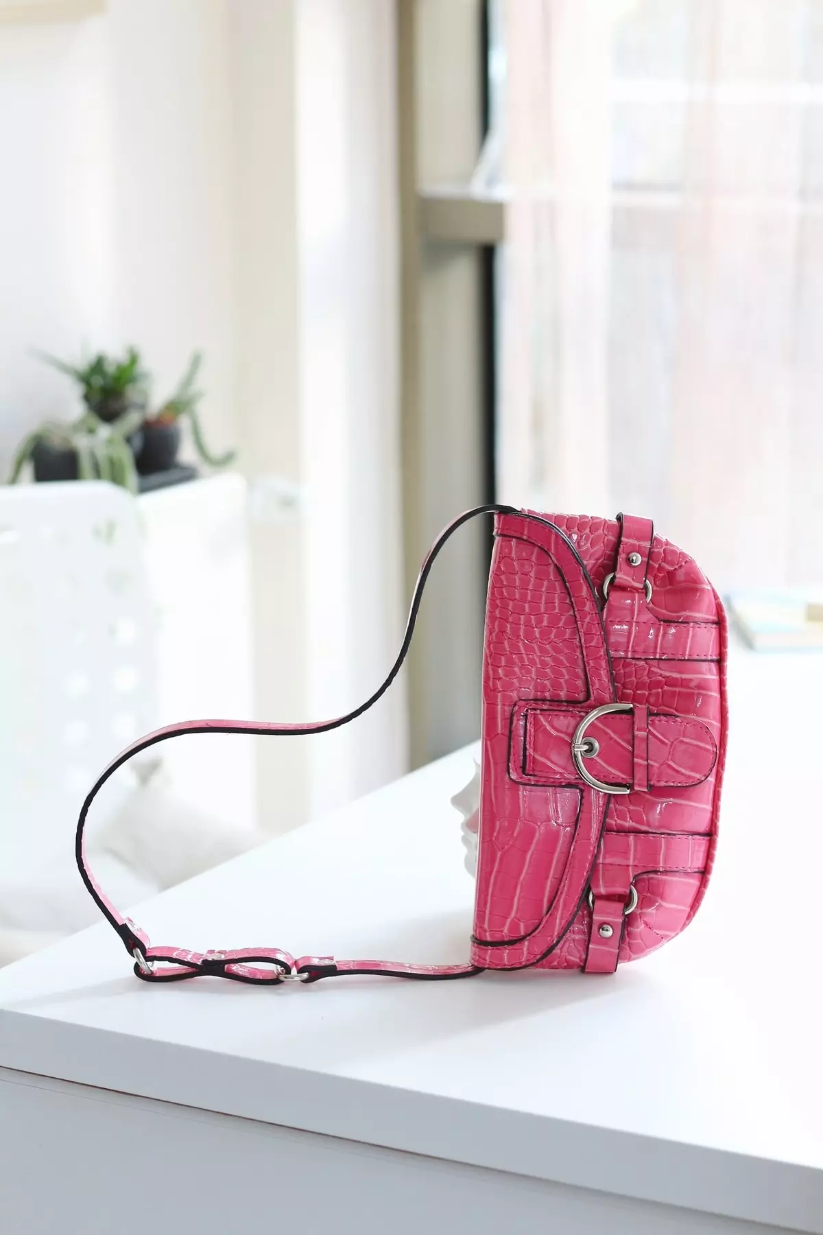 Women's Fuchsia Belted Shiny Crocodile Bag