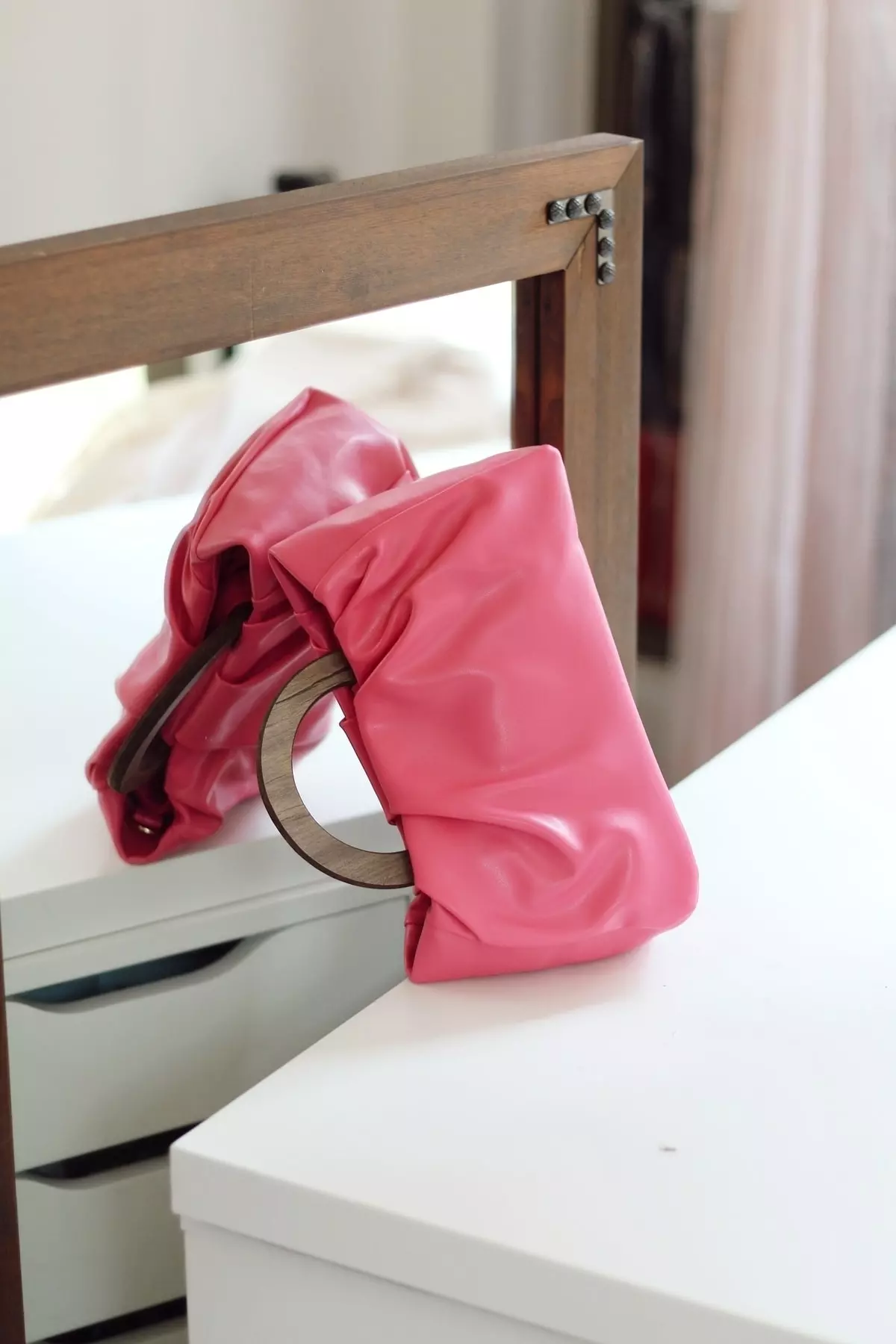 Women's Fuchsia Wooden Handle Soft Shoulder Bag
