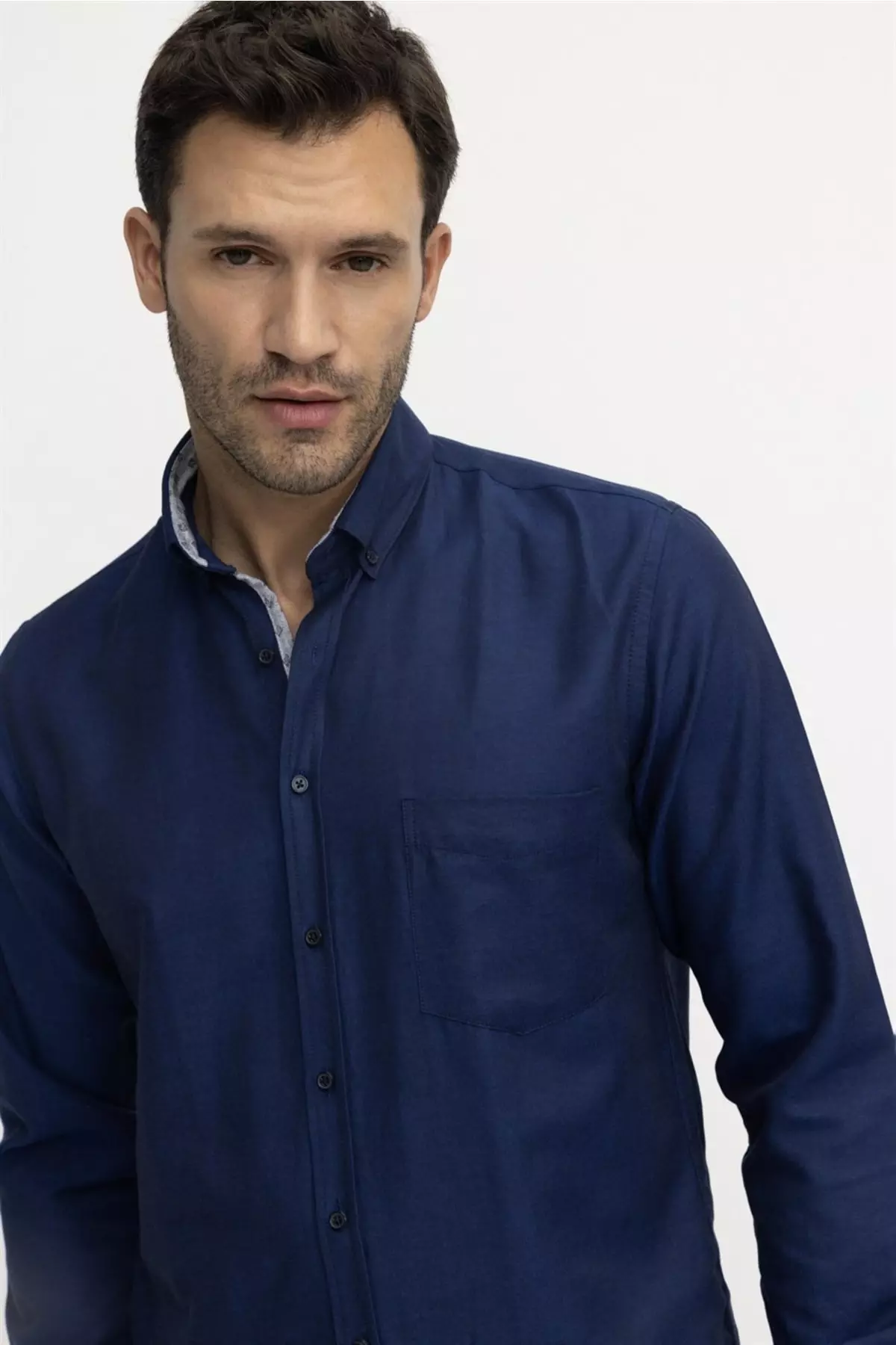 Classic Fit Cotton Easy Care Oxford Plain Men's Shirt