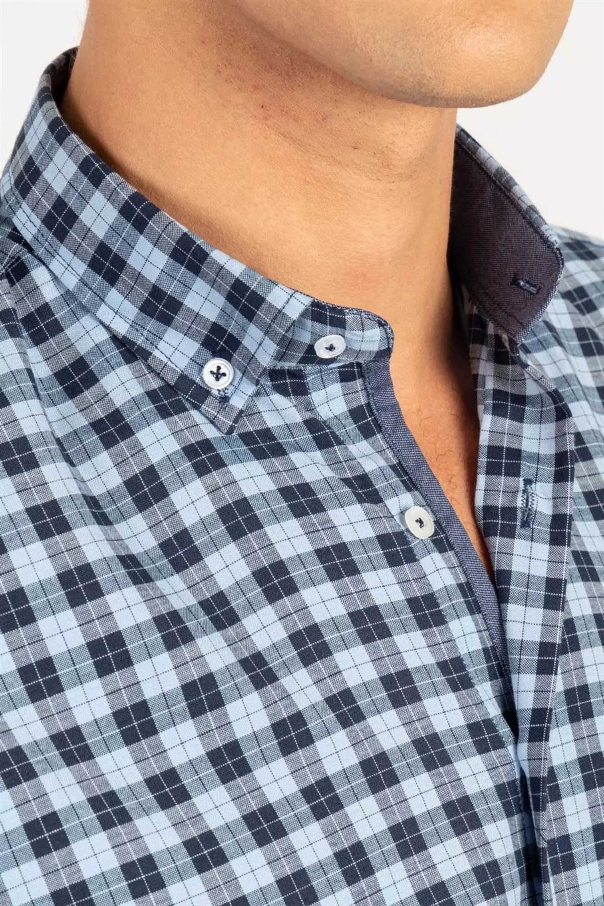 Classic Fit Comfortable Cut Checkered Men's Shirt