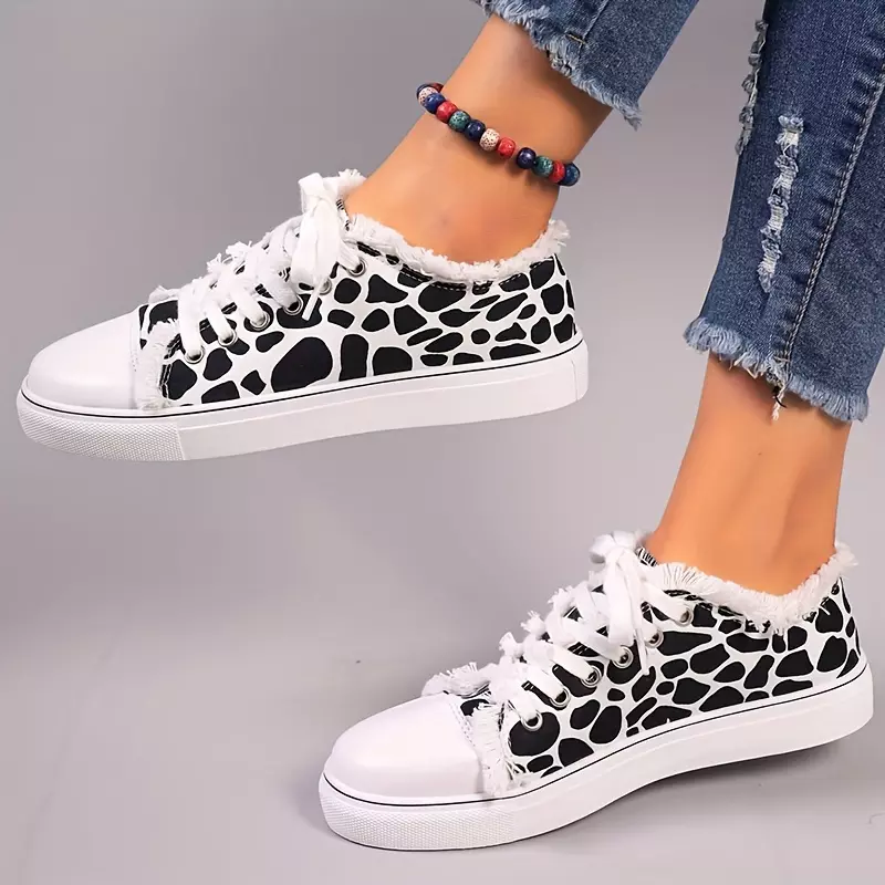 Women's Leopard Print Canvas Shoes, Casual Lace Up Outdoor Shoes, Lightweight Low Top Sneakers