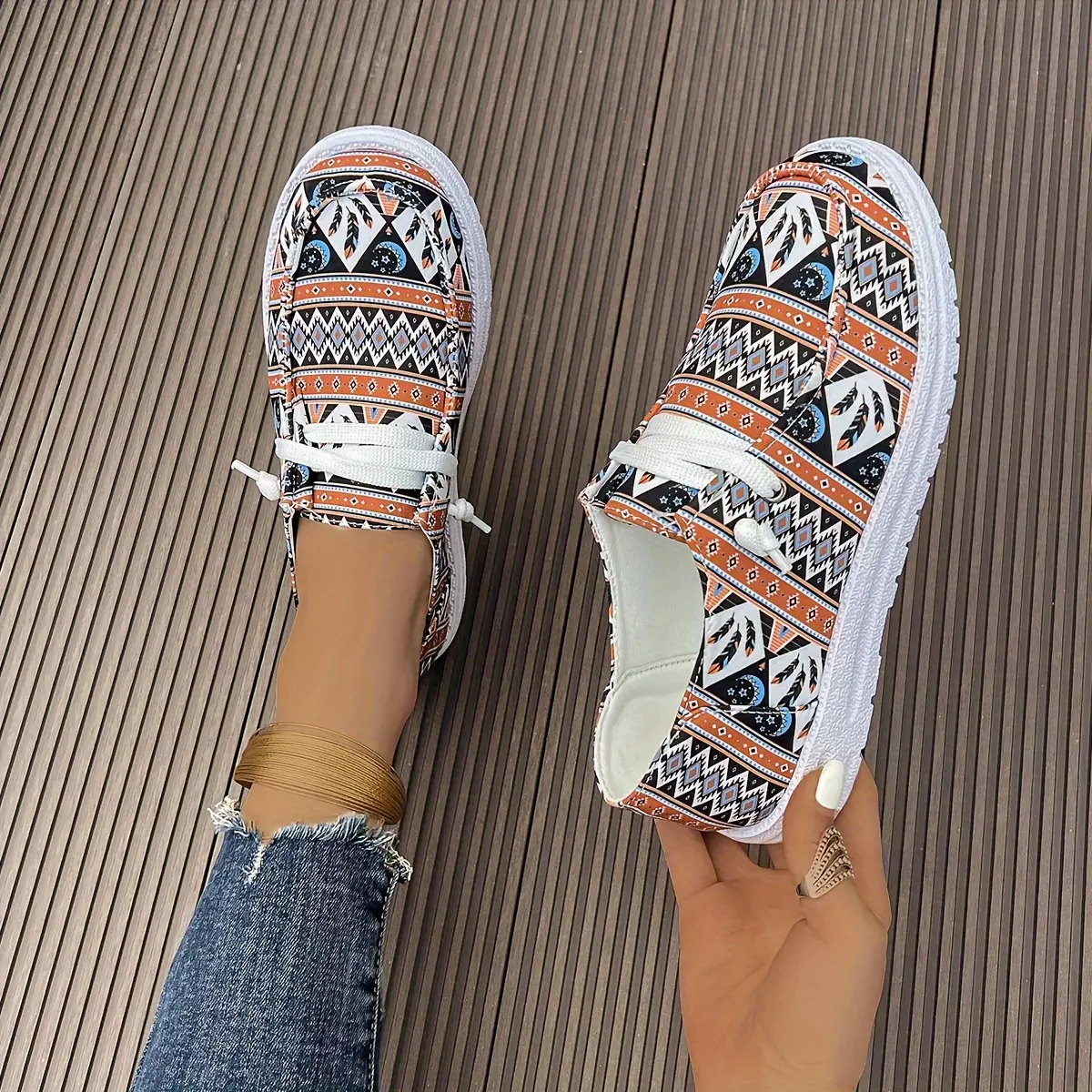Women's Geometric Pattern Canvas Shoes, Casual Lace Up Outdoor Shoes, Lightweight Low Top Sneakers