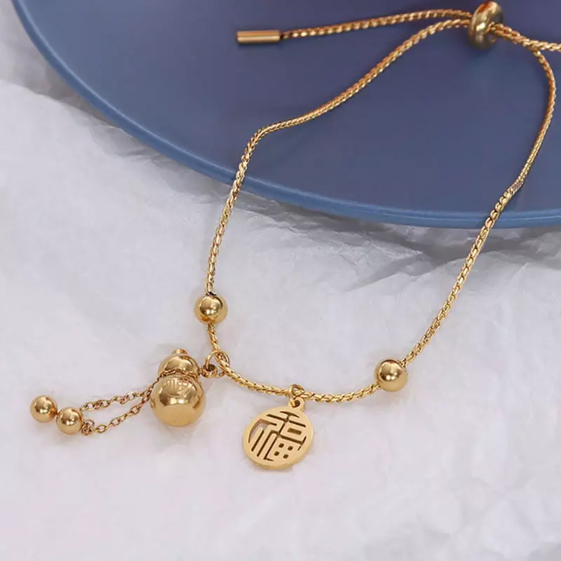 Fashionable and minimalist, attracting wealth, gourd, lucky character, pull-out titanium steel bracelet, elegant and exquisite bracelet