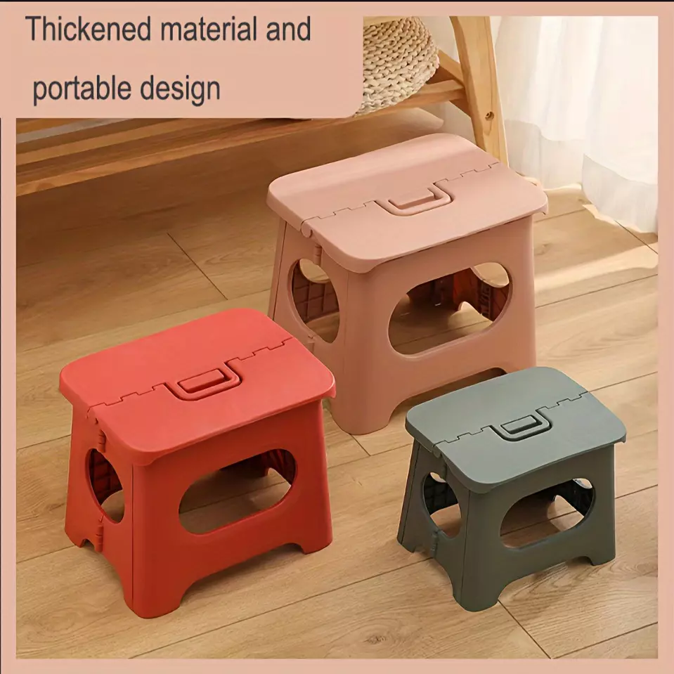 1pc Portable Plastic Folding Stool, Outdoor Fishing Stool, Train Small Stool, Kindergarten Children's Stool-Red